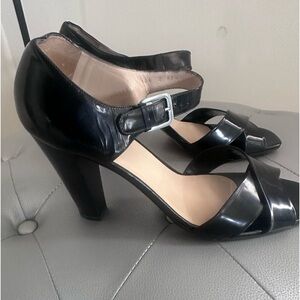 Cole Haan Sandals Heels Black Patent 10.5 EUC